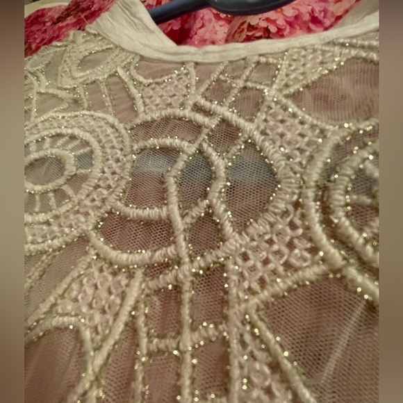 Free people top with embroidered bodice - Picture 2 of 6